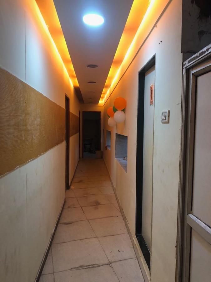Bandra Dormitory Only For Indian مومباي المظهر الخارجي الصورة